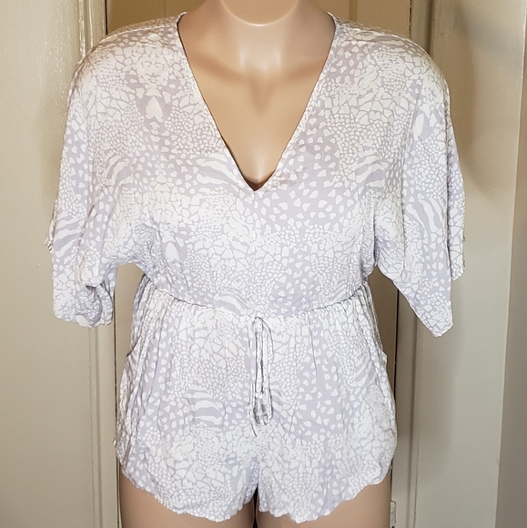 Honey Punch Short Set Romper - Picture 2 of 7